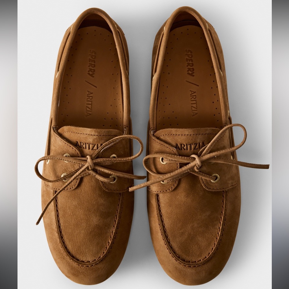 Aritzia Brown Suede Boat Loafers